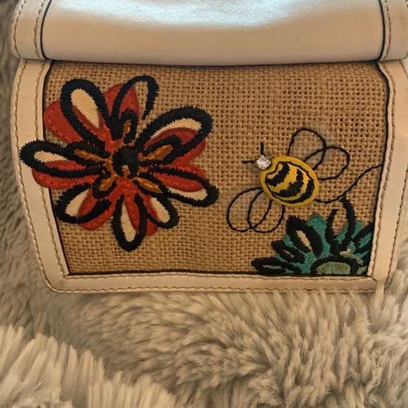 COACH Bees And Flowers Appliqué Burlap And Leather Vintage Wallet - Picture 2 of 8
